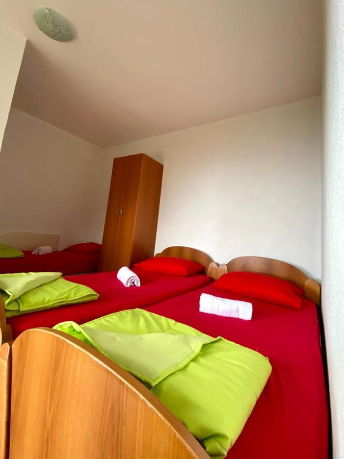 Apartments Nasufaga Ulcinj Ngoại thất bức ảnh