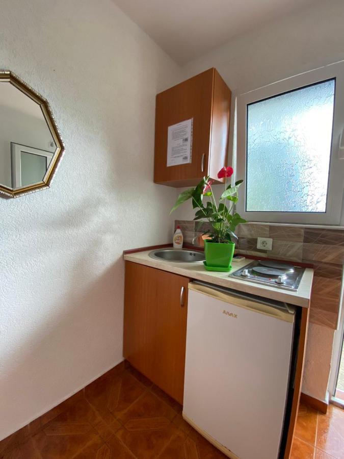 Apartments Nasufaga Ulcinj Ngoại thất bức ảnh