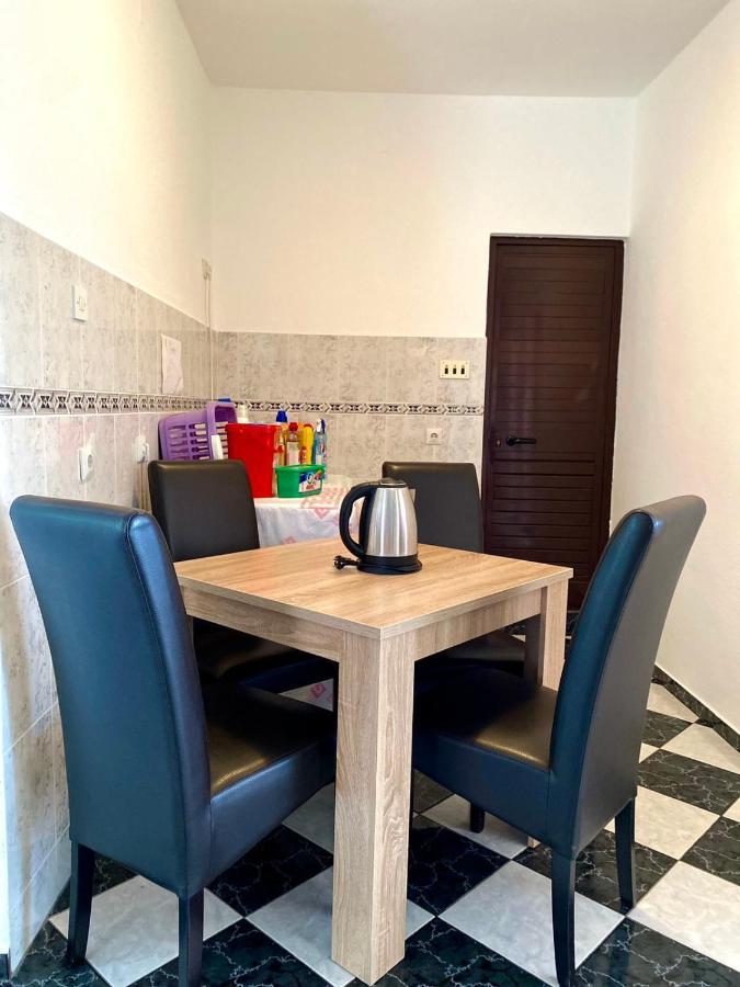 Apartments Nasufaga Ulcinj Ngoại thất bức ảnh